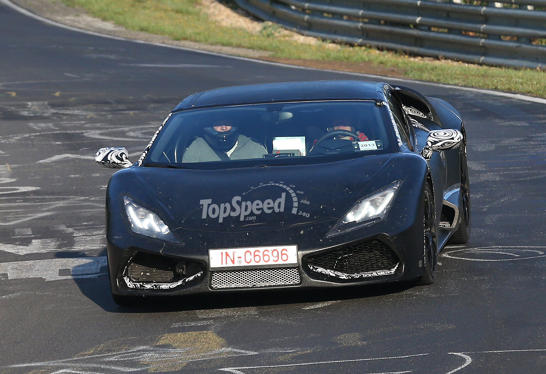 Spy Shots: Lamborghini Cabrera Laps Nurburgring