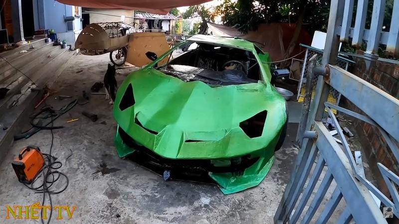 Someone Made a Lamborghini Aventador Out of Cardboard And Gave It Scooter Power