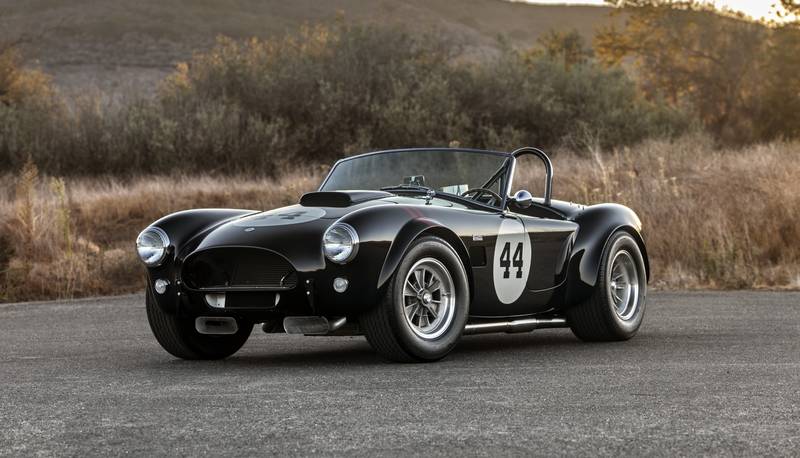 This Cobra 289FIA Replica Looks Absolutely Stunning