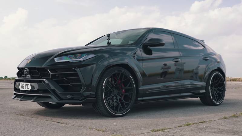 Watch The Lamborghini Urus Fight It Out Against The Audi TT-RS, The Porsche Cayman GT4, and The Volkswagen Golf R
- image 1016746