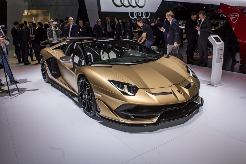 2019 Lamborghini Aventador SVJ Roadster