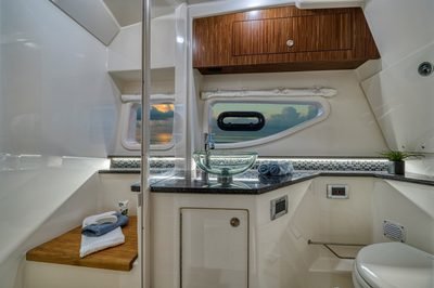 2021 Sea Ray Sundancer 370 Outboard