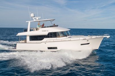 2021 Summit Motoryachts 54