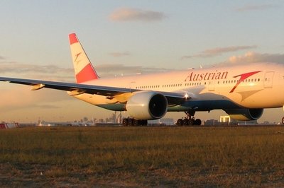 1997 Boeing 777-200ER