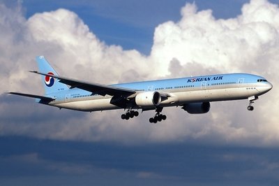 1998 Boeing 777-300