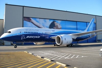 2010 Boeing 787-8 Dreamliner 