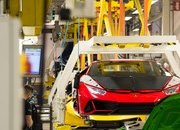 Amazing Wallpapers: The Lamborghini Urus, Aventador SVJ, and Huracan EVO Celebrate Christmas the Right Way - image 877371