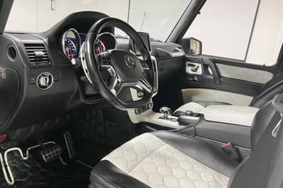 Is The 2014 Mercedes-Benz G63 AMG 6×6 by Brabus Really Worth $1.1 Million?