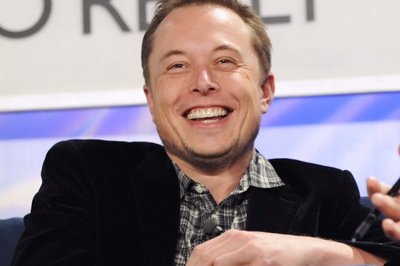 Elon Musk Confirms That The Tesla Cybertruck With Four Electric Motors Is Coming!