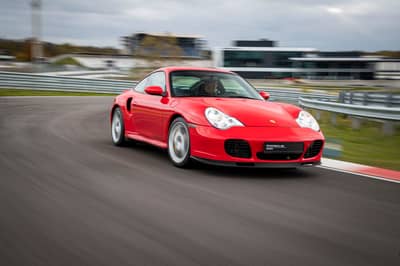 Here's Why the Porsche 996 was the Best Porsche 911 When it Came Out