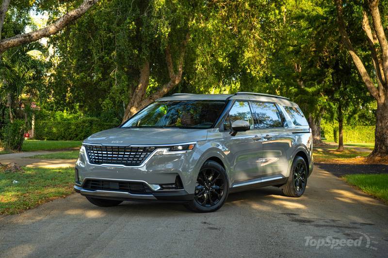 2022 Kia Carnival - Driven