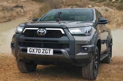 Off-Road Battle: Toyota Land Cruiser Vs Toyota Hilux