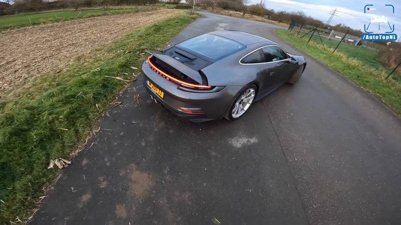 Porsche 911 GT3 Touring Makes a Strong Case For Manual Cars At The Autobahn
- image 1042755