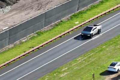 This Is What The Production-Spec Tesla Cybertruck Will Look Like! 