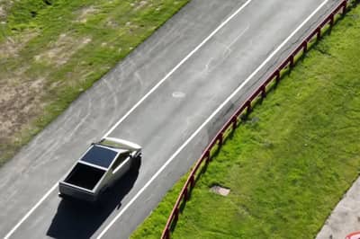 This Is What The Production-Spec Tesla Cybertruck Will Look Like! 