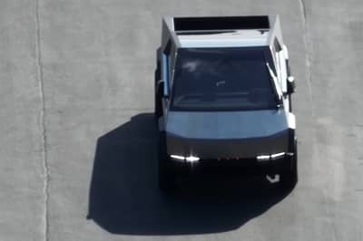 This Is What The Production-Spec Tesla Cybertruck Will Look Like! 