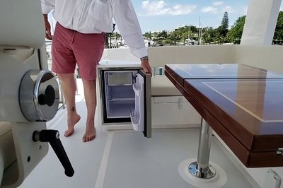 2021 Summit Motoryachts 54