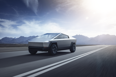 Elon Musk Confirms That The Tesla Cybertruck With Four Electric Motors Is Coming!